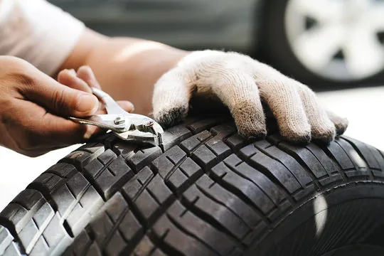 Tyre puncture inspection